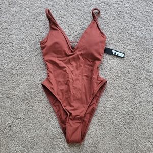 Ta3 | Hi Cut Plungey in Copper